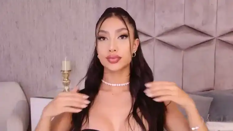 Sabrinaross – [Streamate] Playful Webcam Model Ass – 2025-02-19 10:12:15
