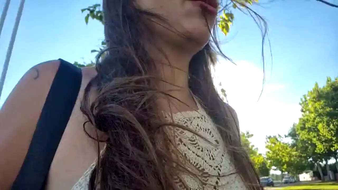 Sharahot – [Amateur.tv] Ride Fucks Herself Twerking – 2025-12-26 19:20:36