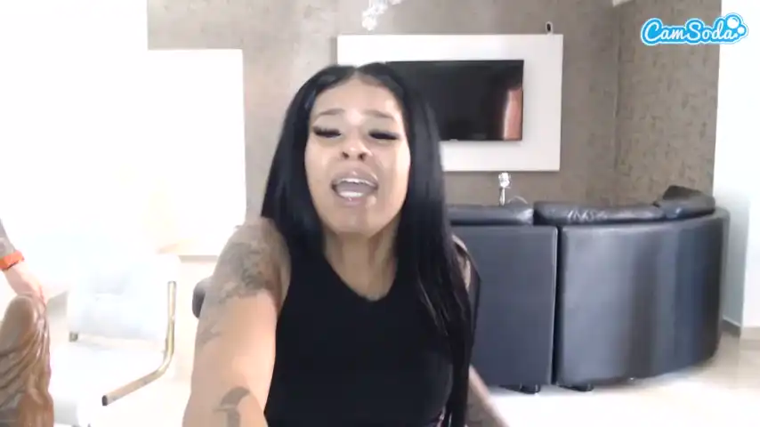 Mulattomamii – [Camsoda] Lesbian Lovely Amateur Beauty – 2025-10-25 20:20:00