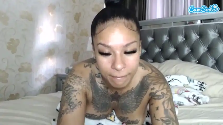 Mulattomamii – [Camsoda] Big-ass Hot Flashing Ass – 2025-05-21 02:09:09