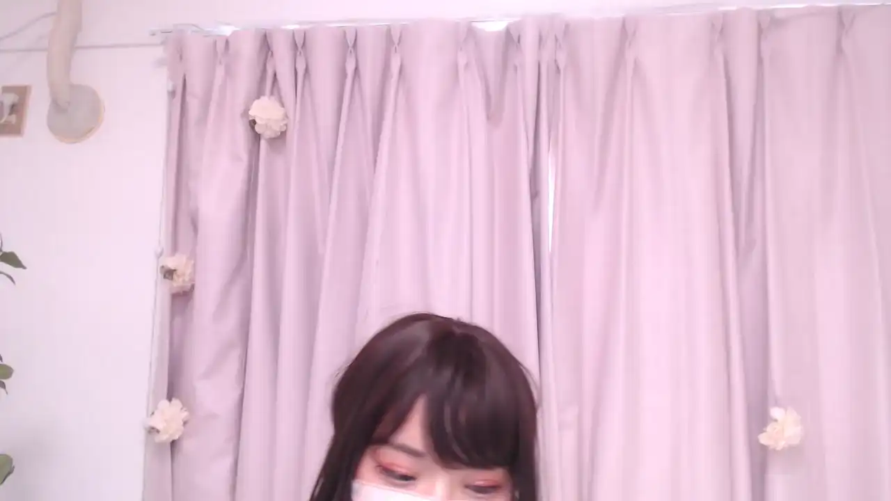 Oorizuxx – [Sakuralive] Playful Chat Ass – 2026-05-18 00:14:42