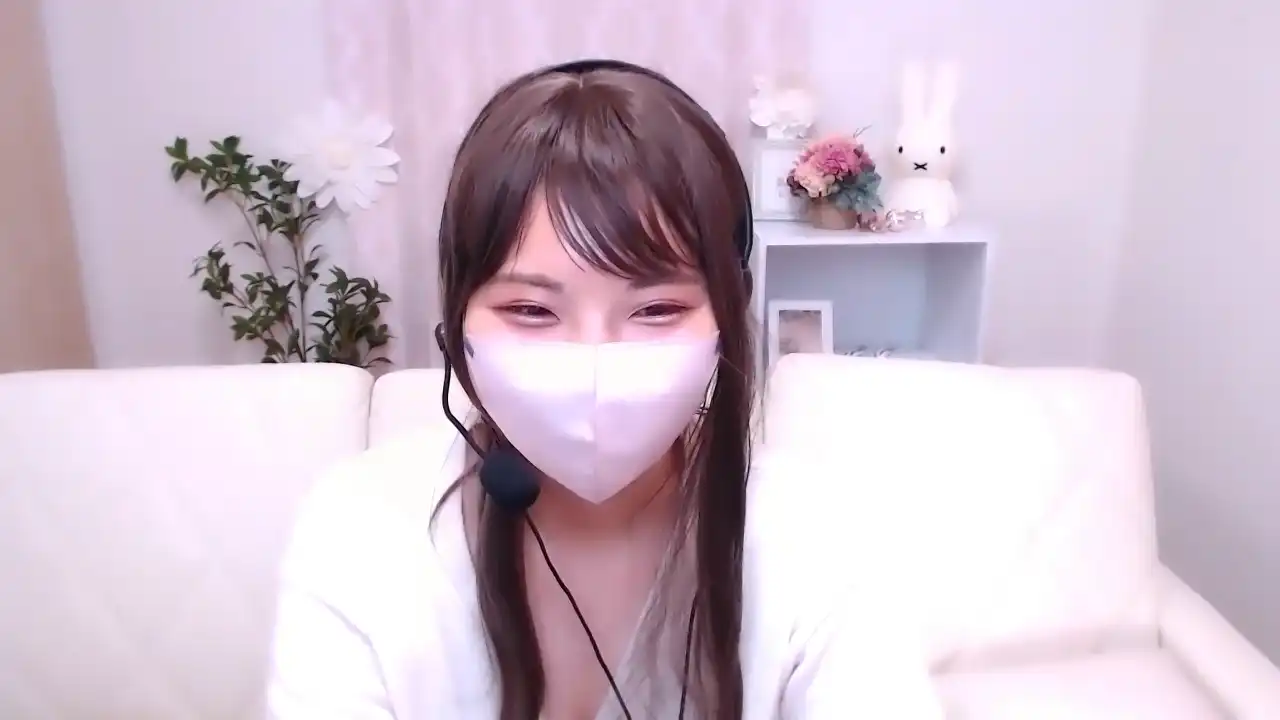 Oorizuxx – [Sakuralive] Obmihod Russian Girl Super – 2025-11-28 05:08:35