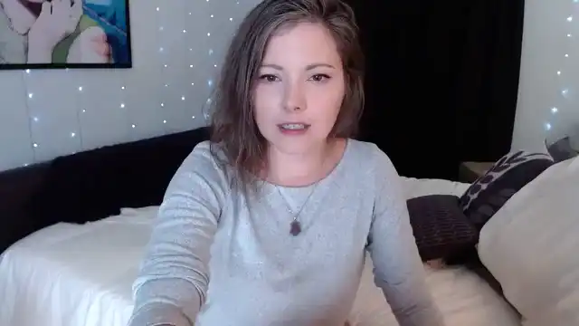 Kellyheart – [Myfreecams] Real Slut Gets Lucky Hidden – 2025-12-20 10:46:35