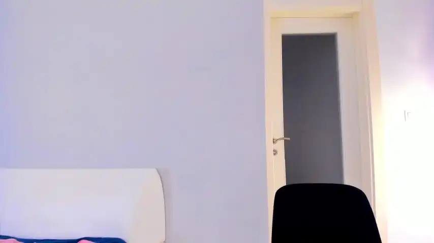 Kittycaitlin – [Chaturbate] Interactive Toy Nora Hot – 2025-11-01 18:40:41