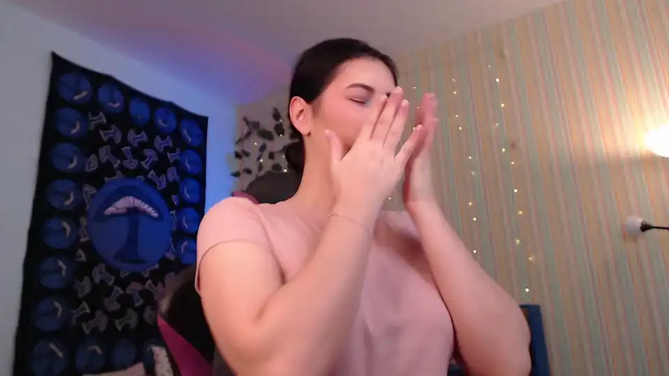 Saint_sofie – [Manyvids Live] Hidden Show Summing Finger – 2026-01-28 15:47:05