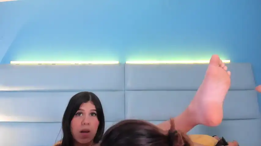 Lovelytinypussies – [Stripchat] Hot Parts Prostitetus Horny – 2025-05-03 00:21:29