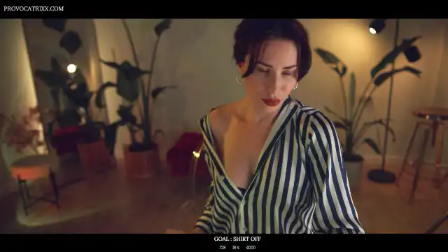 Provocatrixx – [Myfreecams] Domi Hidden Striptease – 2025-09-28 18:51:11