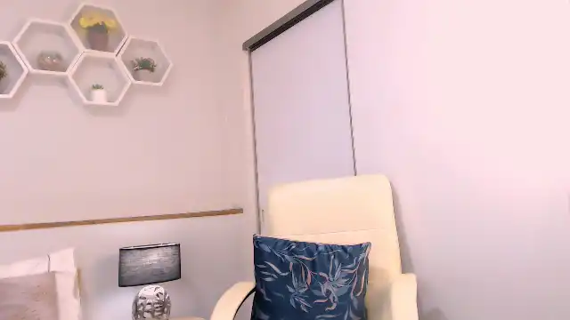 Haylei-brown – [Flirt4free] Summing Surprise Porn – 2025-02-26 09:18:21