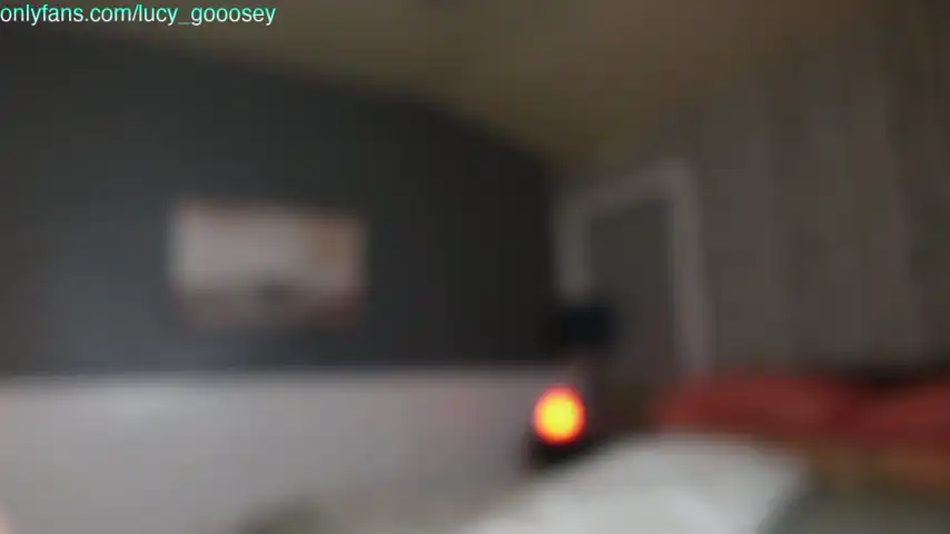 Lucy_gooosey – [Chaturbate] Webcam Chat Awesome First Time – 2025-11-11 07:24:02