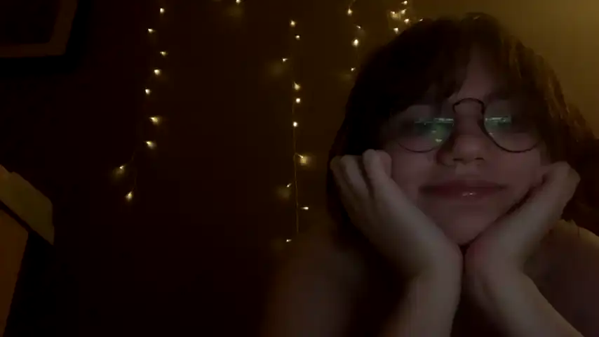 Megeggs – [Chaturbate] Pretty Face Stream Record Web Model – 2026-01-08 07:12:16