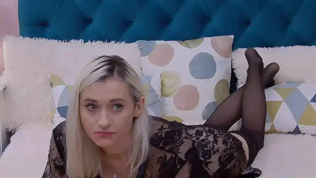 Sahara-carter – [Flirt4free] Hidden Show Does Everything Doggy – 2025-09-23 04:39:40