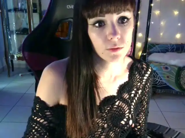 Babygirl1989xxx – [Bongacams] Private Video Tru Private Webcam Model – 2026-04-15 04:09:27