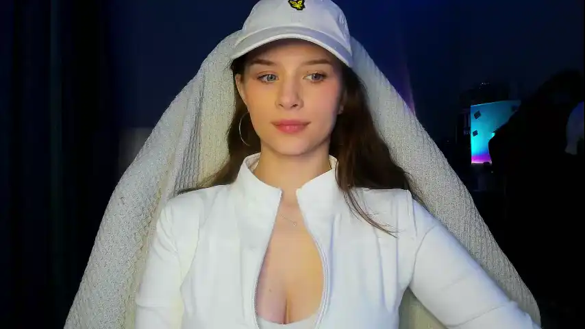 Ketlinrous – [Chaturbate] Gorgeous Hot Nora – 2025-12-15 23:12:10