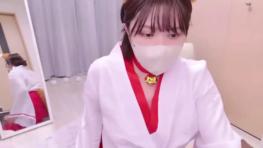 Sanae_xo – [Stripchat] First Time Teases Fucking Pussy – 2025-11-24 01:19:47