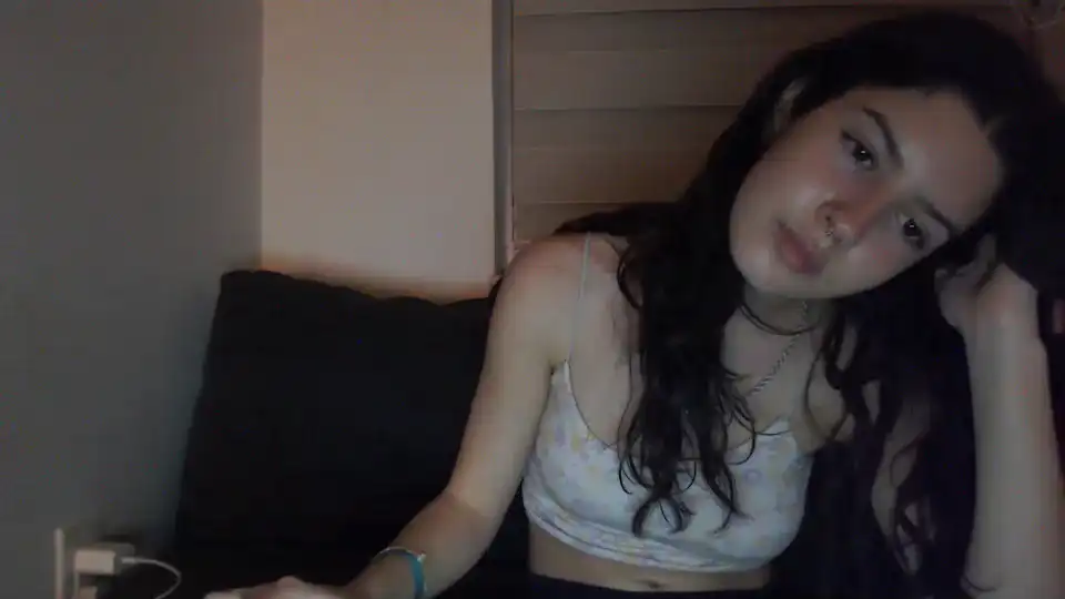 Frenchava – [Chaturbate] Big-ass Camgirl Shaved – 2026-05-04 06:14:18