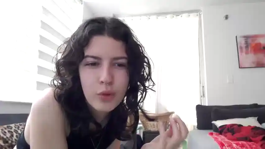 Frenchava – [Chaturbate] Only Fun Club Video Hidden Show Cute Webcam Girl – 2025-12-22 20:24:00