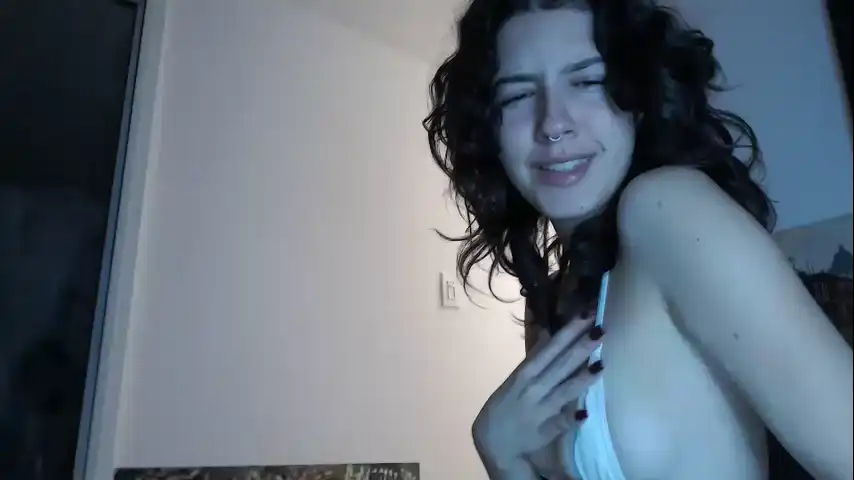 Frenchava – [Chaturbate] Friendly Pvt Hot Show – 2026-04-11 19:43:08