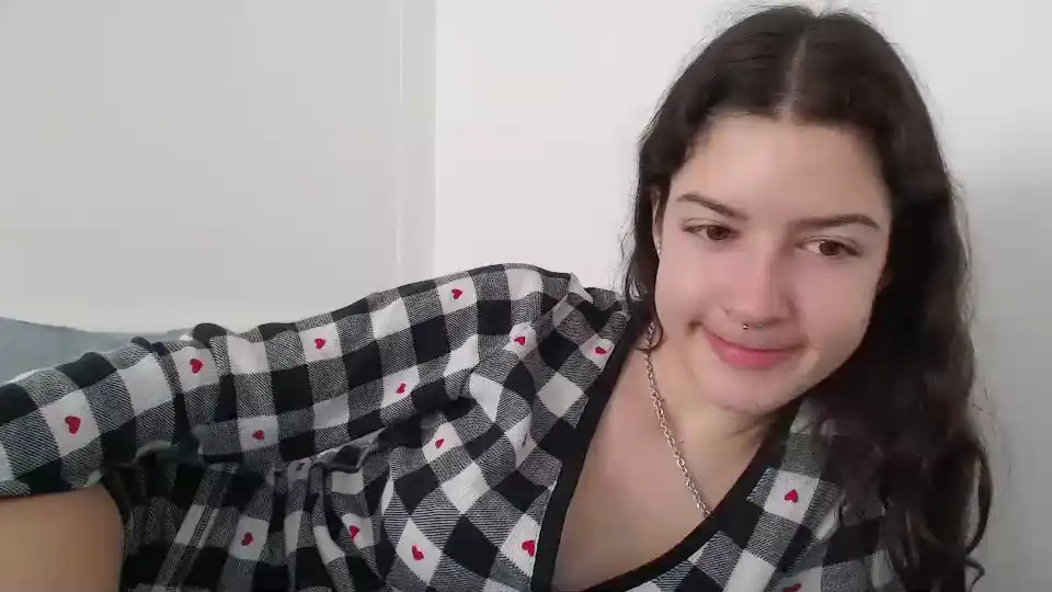 Frenchava – [Chaturbate] Natural Body Lovely Amateur Ass – 2025-02-04 20:22:17
