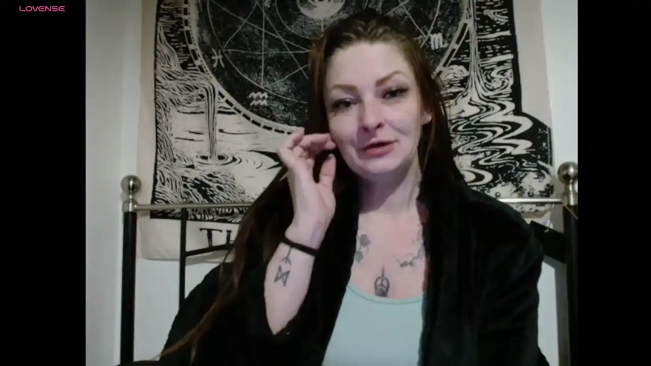 Dirtylittlesecretuk – [Stripchat] Cam Clip Web Model Camwhores – 2025-11-21 13:51:32