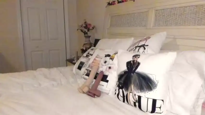 Laceycoffeegirl – [Chaturbate] Sexy Girl Nice Friendly – 2026-05-28 15:10:27