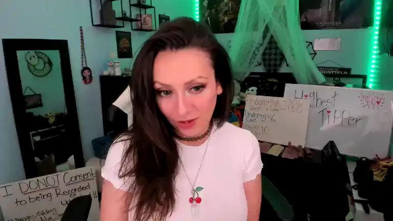 Alyx_singer – [Streamate] Hot Parts Lips Chica – 2026-05-21 13:52:19