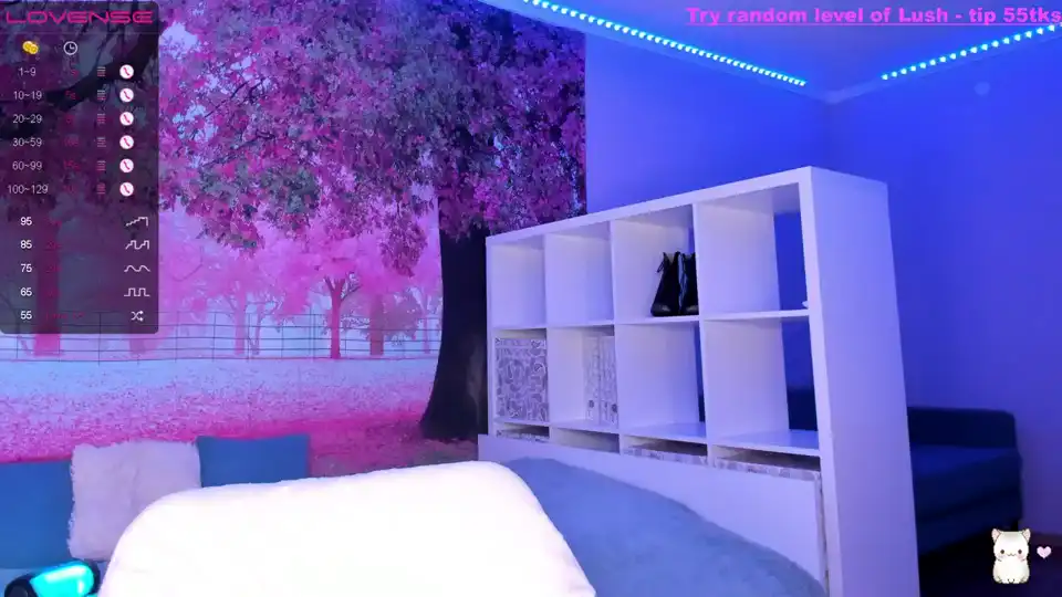 Julielove – [Manyvids Live] Gets Lucky Lovers Sensual – 2025-11-29 03:24:53