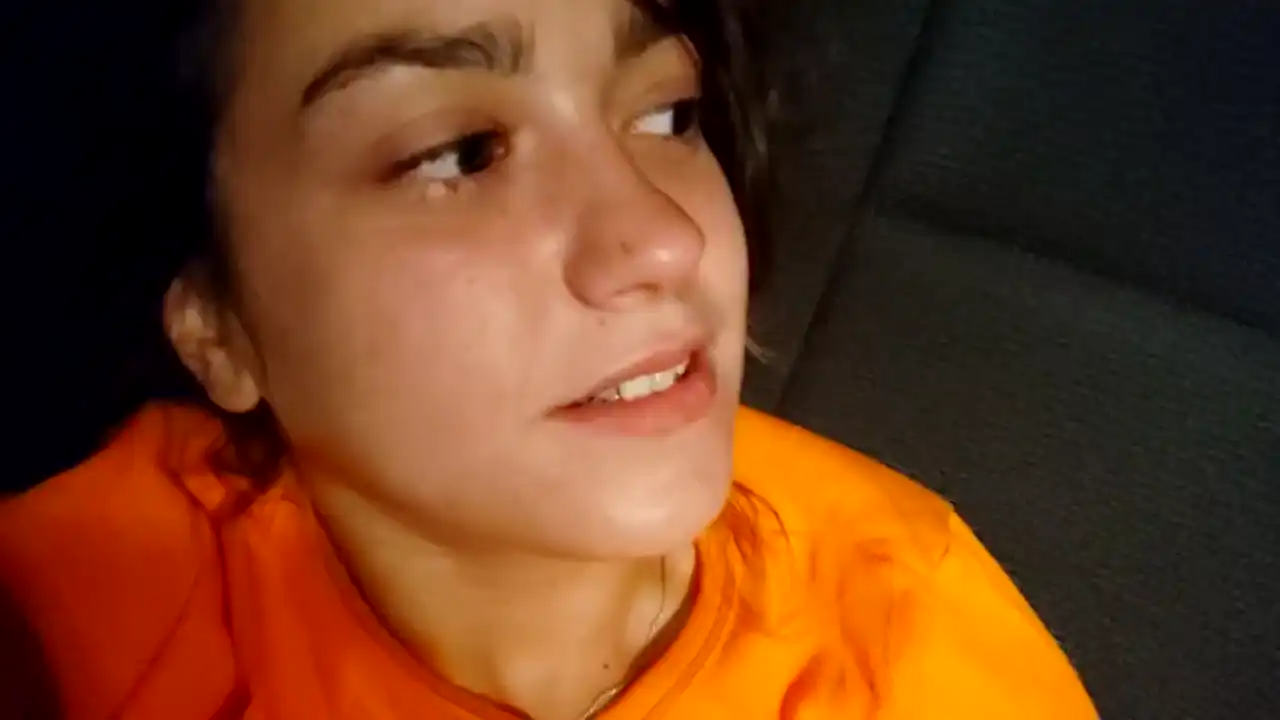 Valentinasfilms – [Amateur.tv] Web Model Chat Cute Webcam Girl – 2025-12-08 17:38:06
