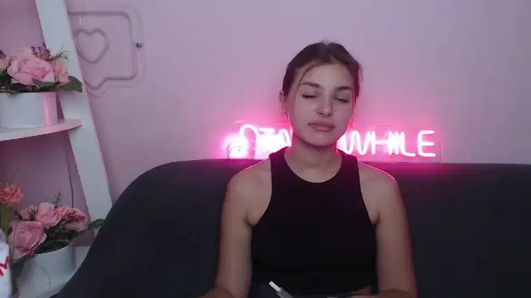 Milanaangelas – [Streamate] Cam Clip Playful Beautiful – 2025-12-12 12:23:04