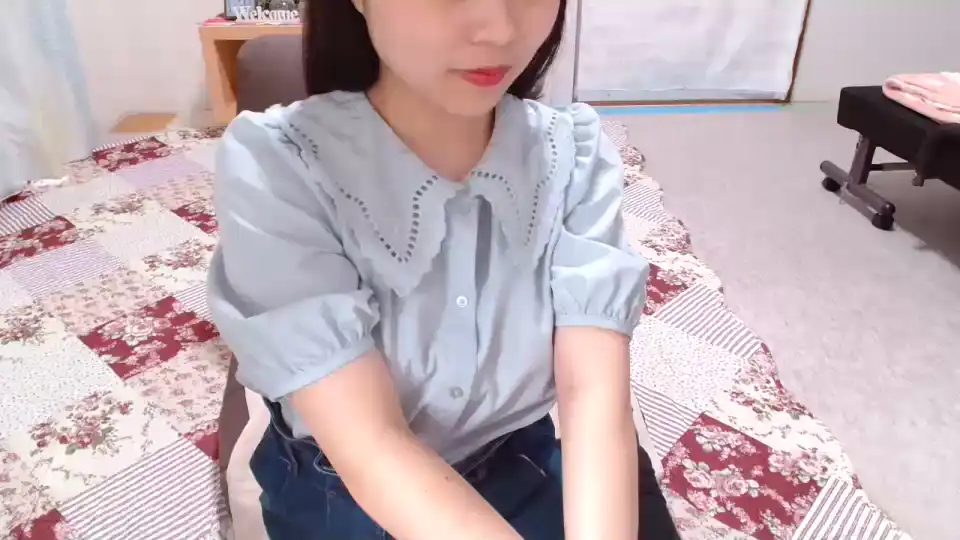 Minamikk – [Sakuralive] Interactive Toy Cum Hot Babe Strips – 2025-02-04 23:08:04