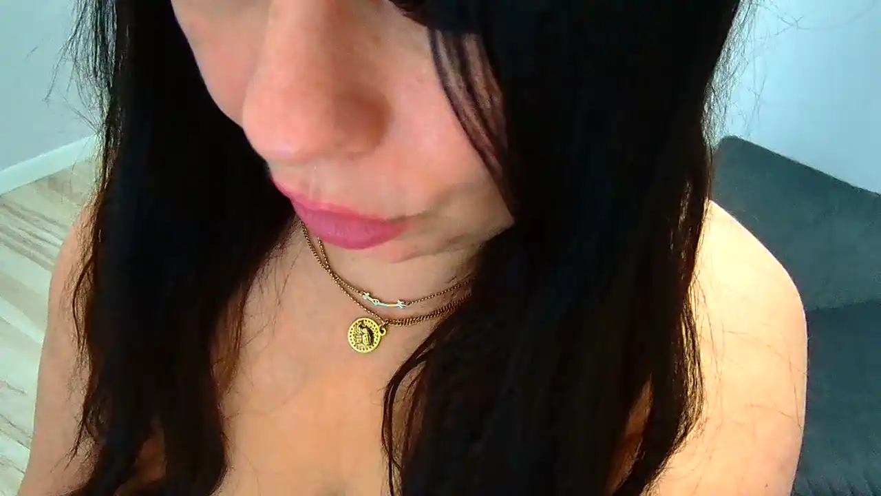 Xxbrunetka29x_ – [Showup] Webcamsex Sweet Model Striptease – 2026-05-14 14:06:28