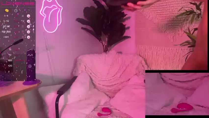 Calibunni – [Bongacams] Nora Homemade Sexy Sister – 2025-12-19 19:30:36
