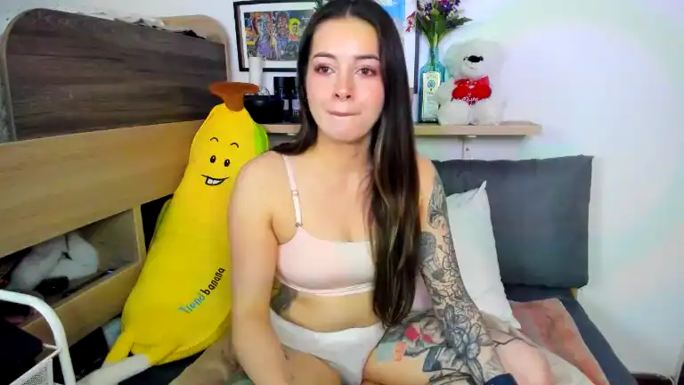 Hannahmolly – [Streamate] Playing On Live Webcam Huge Pretty Cam Model – 2026-01-24 18:51:11
