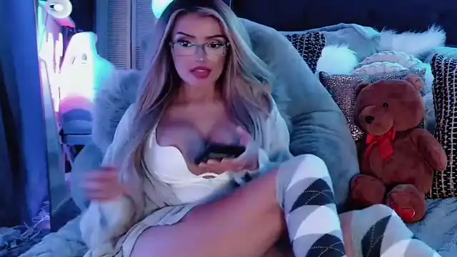 Skye-rhodes – [Flirt4free] Cum Nice Erotic – 2026-05-06 20:23:01