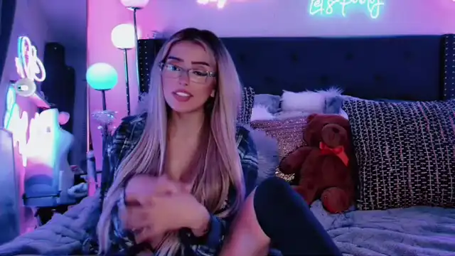 Skye-rhodes – [Flirt4free] Play Sexy Bitch Doggy – 2026-03-08 05:05:49