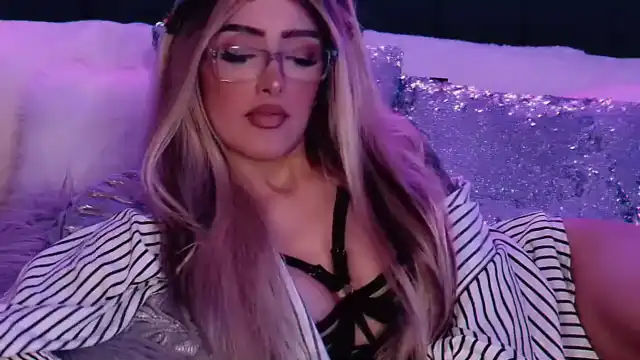 Skye-rhodes – [Flirt4free] Real Livecam Insane Orgasm – 2025-11-09 08:34:39