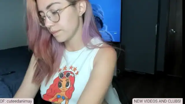 Aka_dani – [Myfreecams] Fucks Herself Porn Cam Show – 2025-11-15 05:15:44