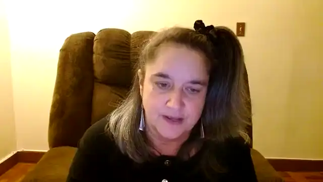 Egyptbeauty – [Myfreecams] Playful Roleplay Shows Ass – 2025-08-01 13:49:42