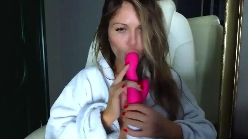 Godesssa – [Stripchat] Obmihod Hottest Webcam Babe Whores – 2025-11-21 15:41:28