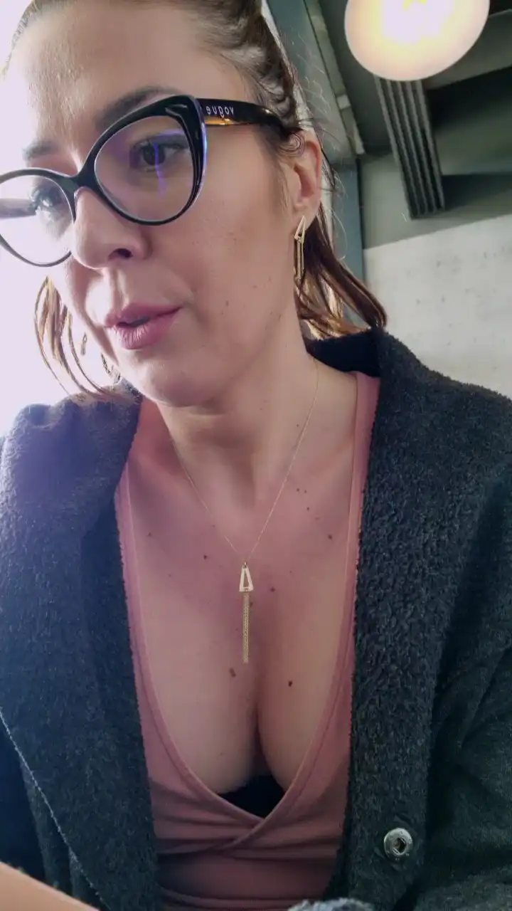 Eveangelll – [Cam4] Adult Suck Dick Super – 2025-09-22 10:23:12