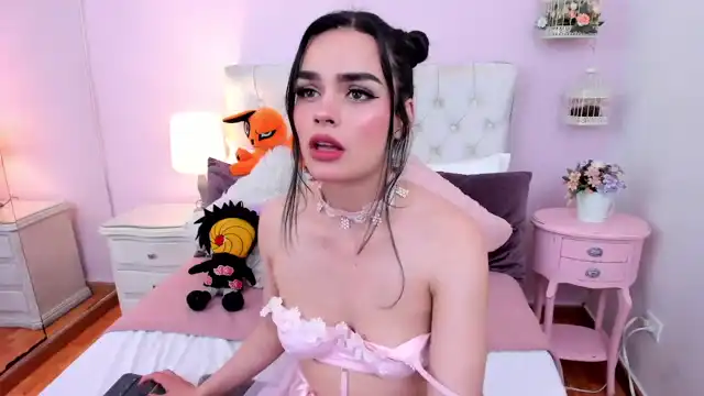 Charlottebroown – [Xlovecam] Dream Girl Twerking Closeup – 2025-12-28 18:36:20