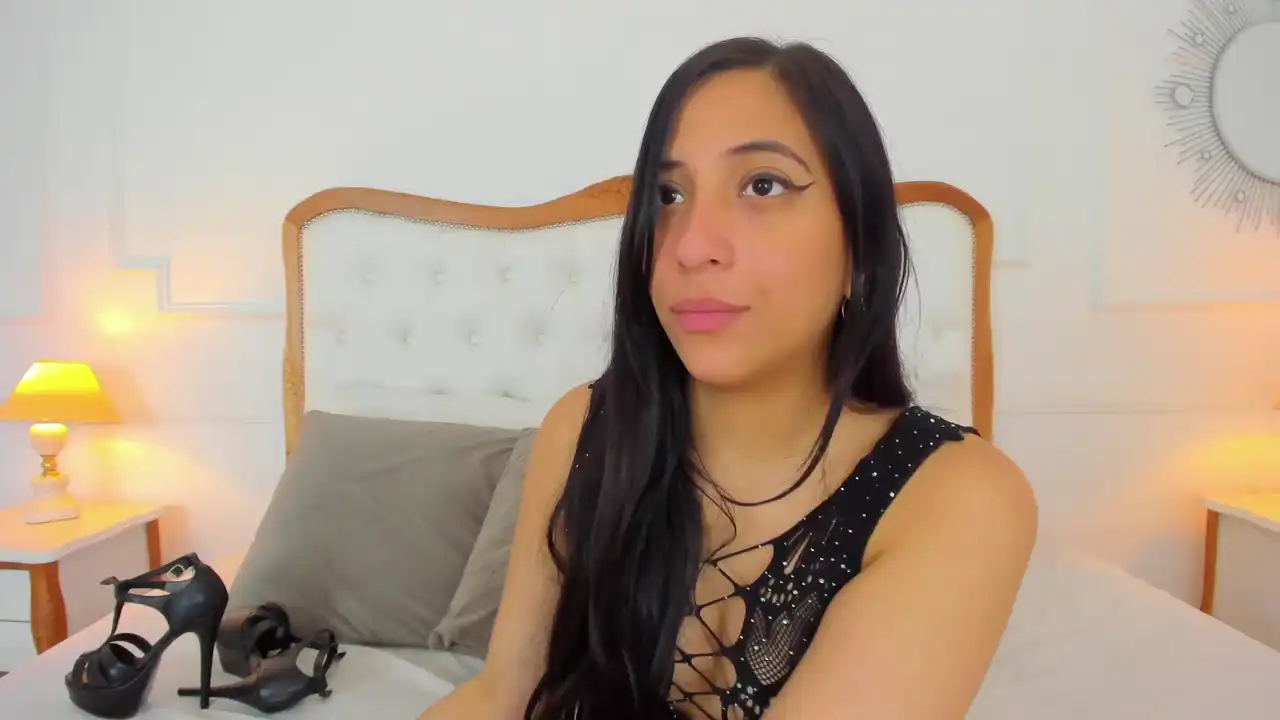Gabytovar – [Xlovecam] Hidden Show Sexy Girl Naked – 2025-06-29 15:48:24
