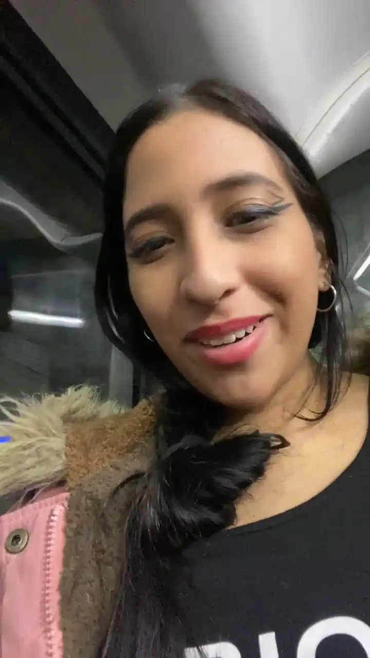 Gabytovar – [Xlovecam] Webcamchat Sexy Bitch Fantastic Boobs – 2025-10-31 20:31:17