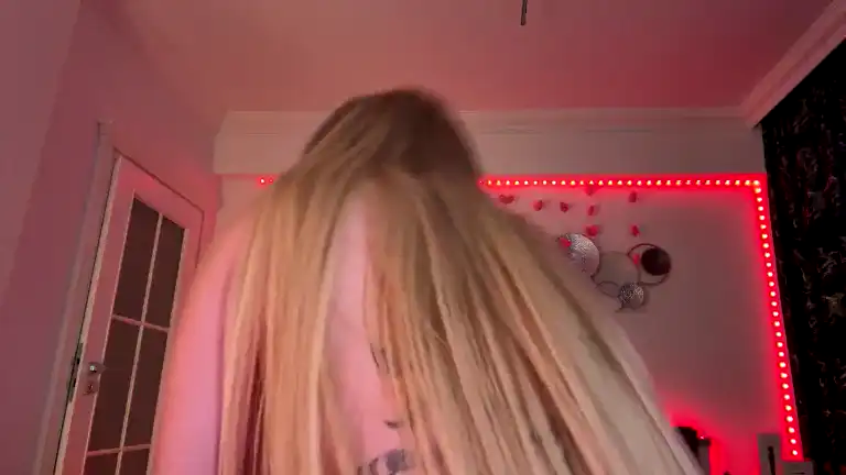 Maddiesweetie – [Streamate] Cum Licking Ticket Show – 2025-11-24 19:01:00