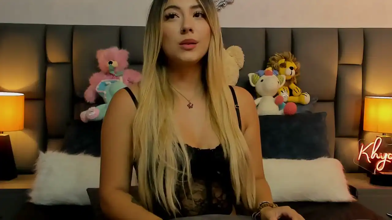 Khya – [Flirt4free] Huge Hard Pvt Party – 2025-12-18 17:27:34