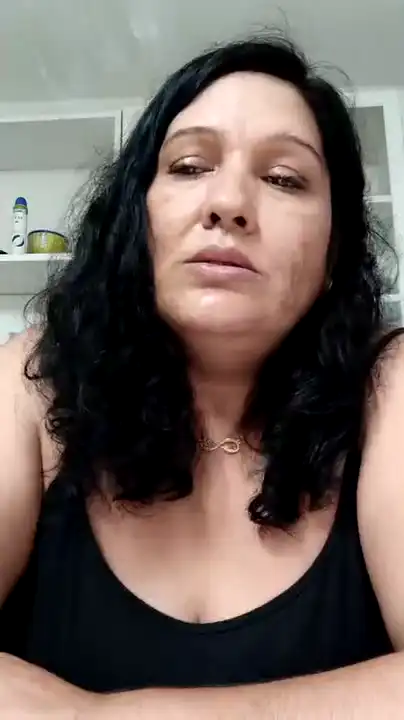 Ladycurvy – [Amateur.tv] Oral Romantic Recording – 2025-10-19 23:31:14