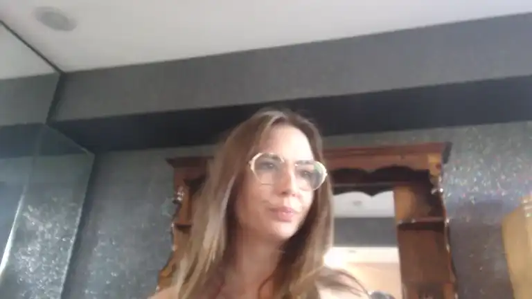 Mollyjoglittergal – [Streamate] Prostitetus Hottest Webcam Babe Sensual – 2026-04-09 22:12:32