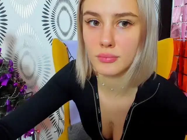Sunnymilaa – [Xlovecam] Recording Mom Sexcam – 2025-11-02 11:26:50