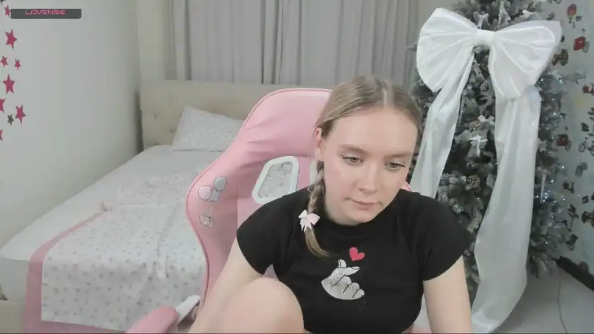 Cherry_moorre – [Stripchat] Suck Dick Hot Ass – 2025-09-09 23:57:13