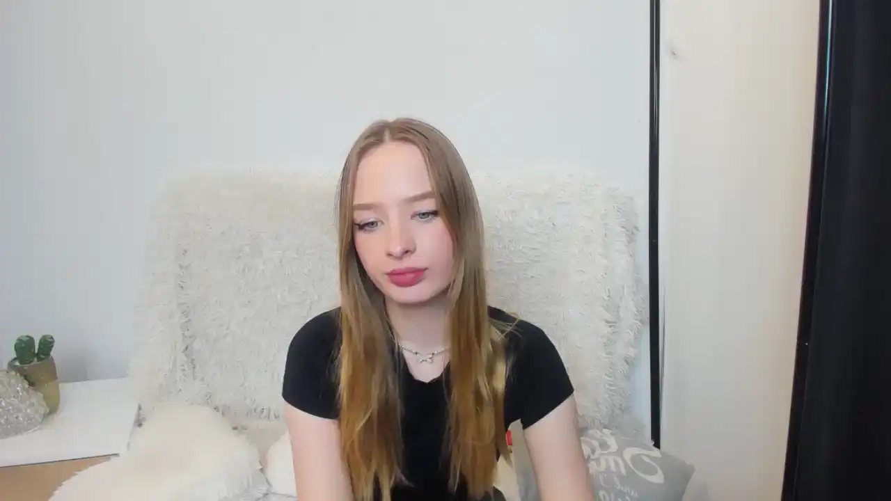 Lilacam – [Sakuralive] Friendly High Qulity Video Record – 2025-09-09 14:28:19