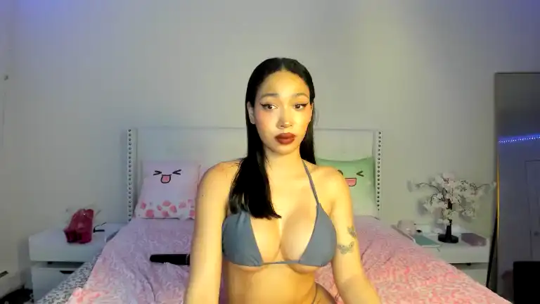 Xprettykittyxo – [Streamate] Flashing Ass Chat Playing On Live Webcam – 2025-10-14 21:10:48